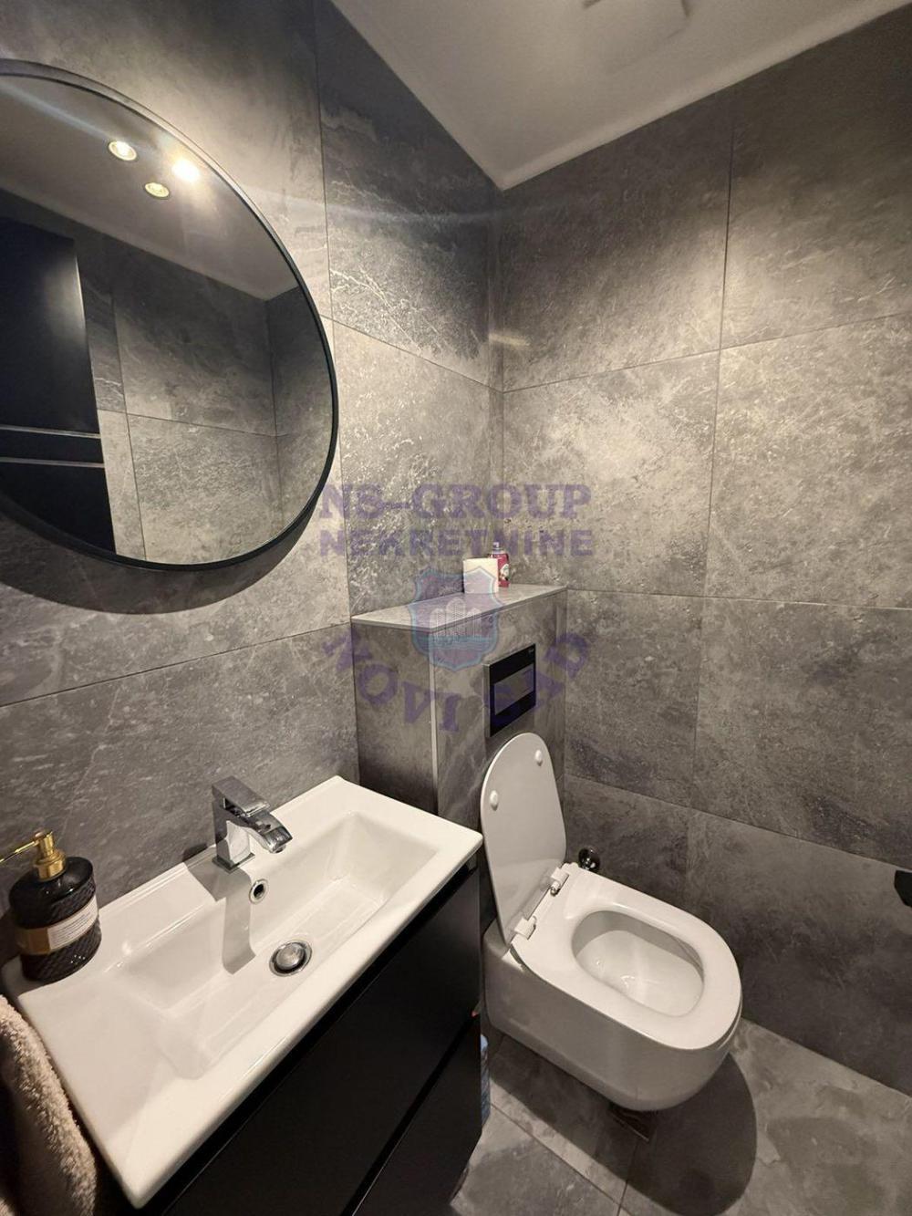 Glavna slika -Četvorosoban stan na prodaju, 167m2, 1.418.310€