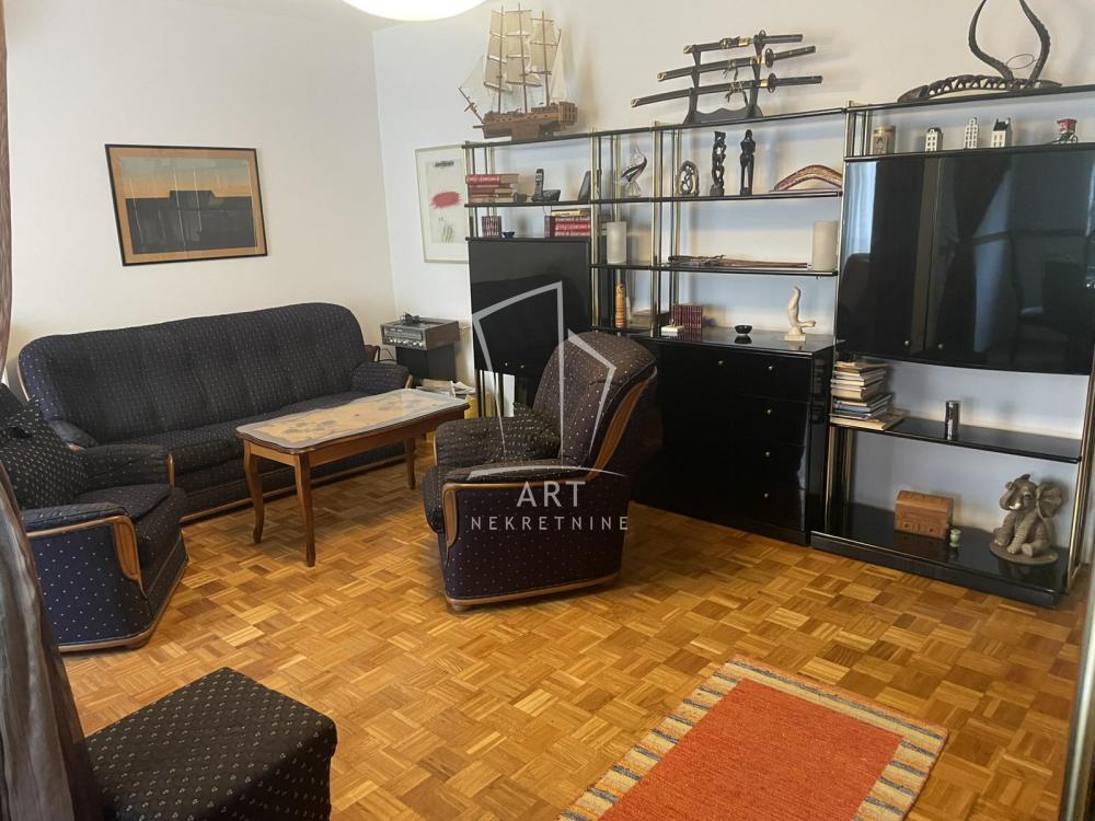 Slika 2 - Vojvode Brane, Dvoiposoban stan za izdavanje, 60m2, 700€