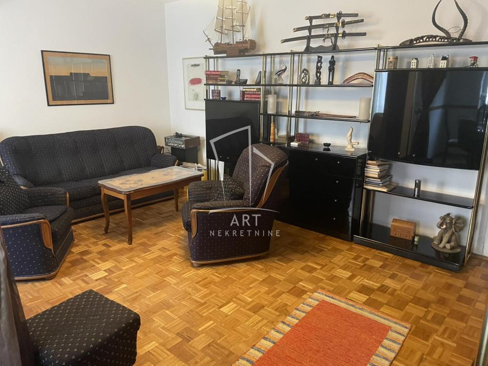 Slika 4 - Vojvode Brane, Dvoiposoban stan za izdavanje, 60m2, 700€