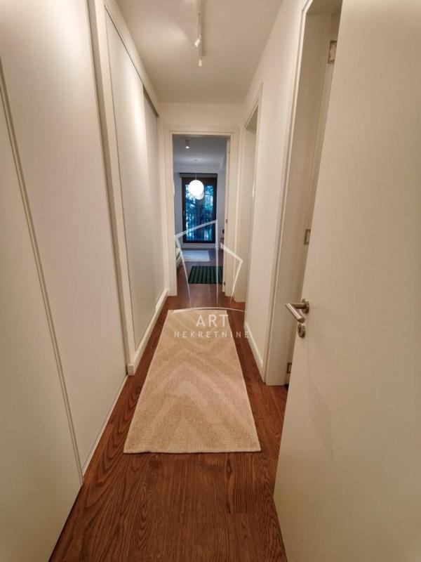 Slika 10 - Loznička, Trosoban stan za izdavanje, 99m2, 2.200€