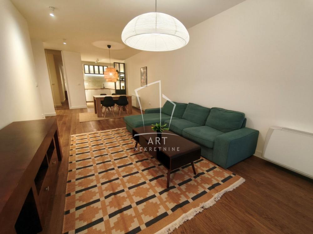 Glavna slika -Loznička, Trosoban stan za izdavanje, 99m2, 2.200€