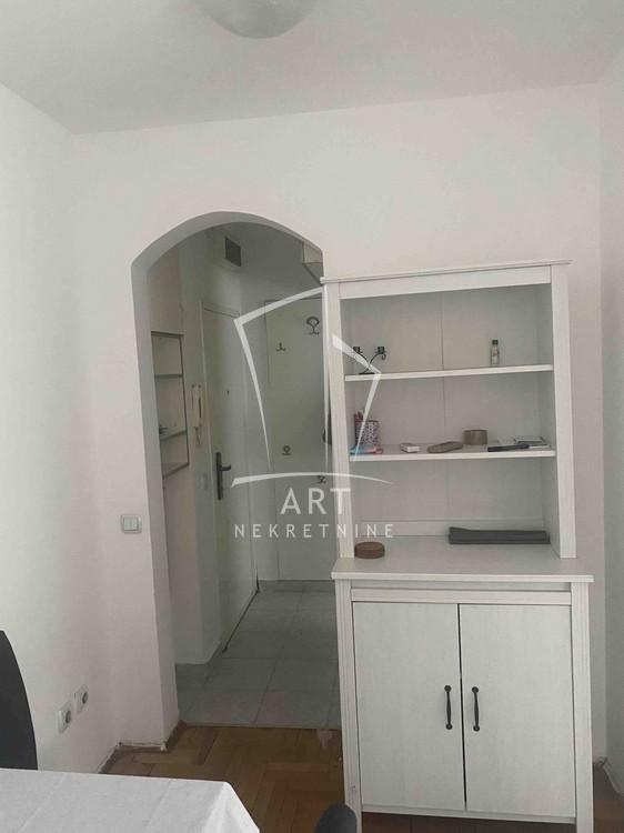 Slika 2 - Južni Bulevar, Jednoiposoban stan za izdavanje, 28m2, 400€