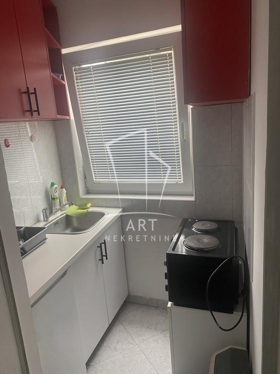 Slika 3 - Južni Bulevar, Jednoiposoban stan za izdavanje, 28m2, 400€