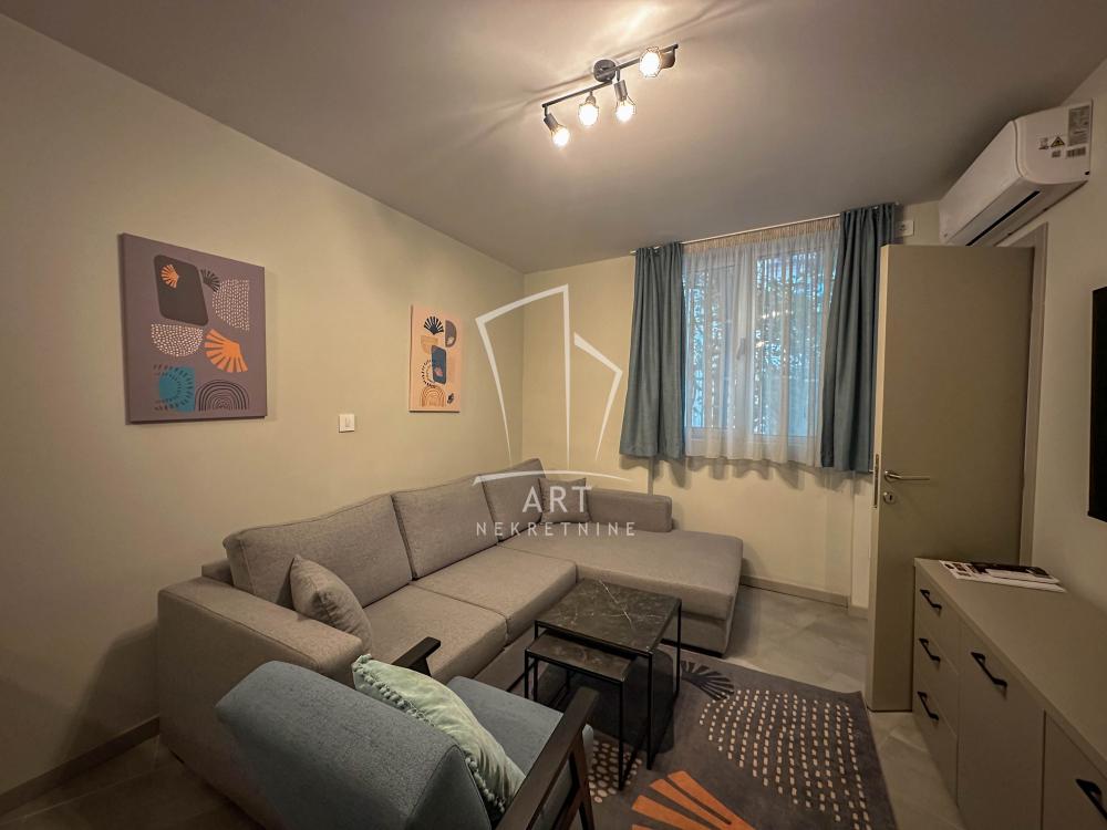 Slika 1 - Koče Popovića, Dvosoban stan za izdavanje, 42m2, 700€