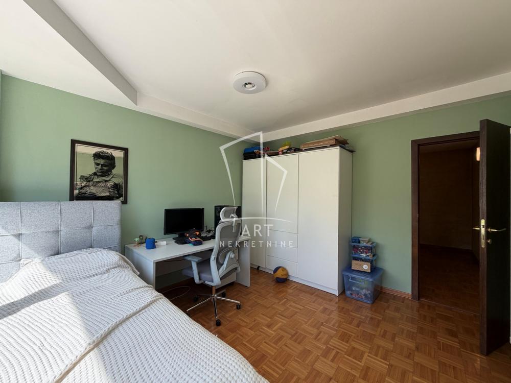 Slika 8 - Vojvode Stepe, Petosoban stan na prodaju, 141m2, 455.000€