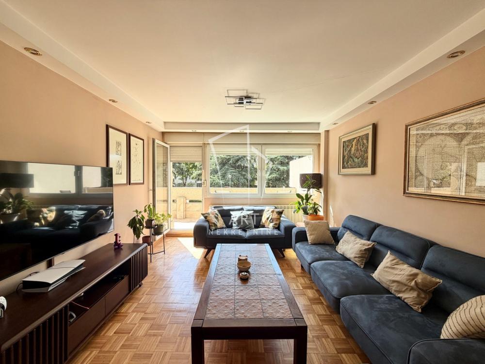 Glavna slika -Vojvode Stepe, Petosoban stan na prodaju, 141m2, 455.000€