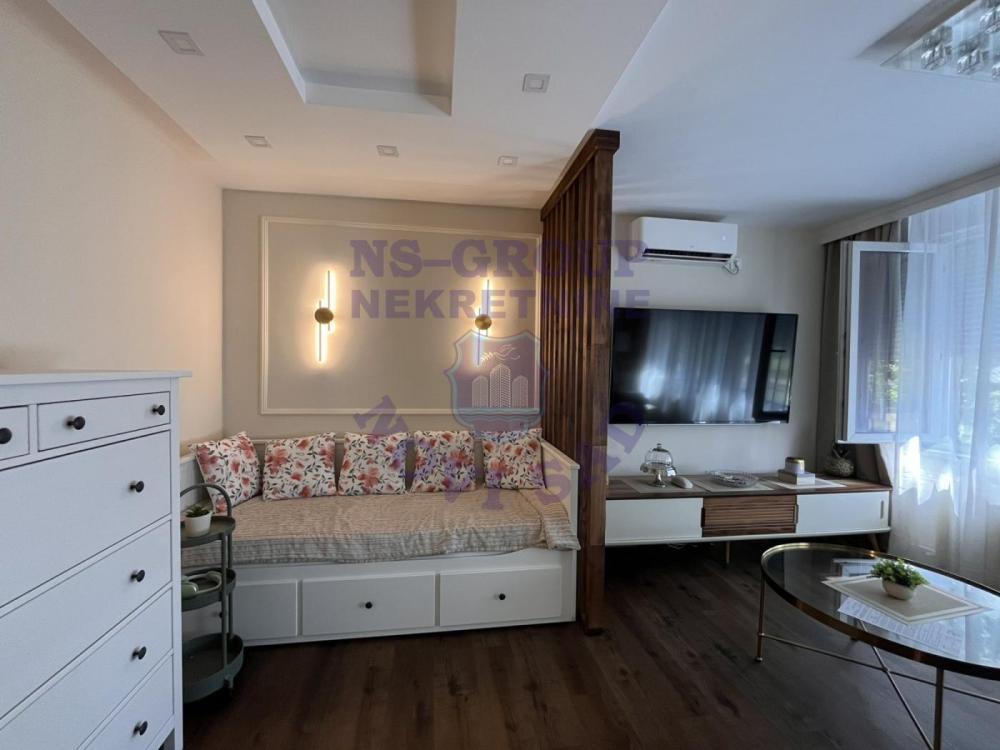 Glavna slika -Trosoban stan na prodaju, 71m2, 215.750€