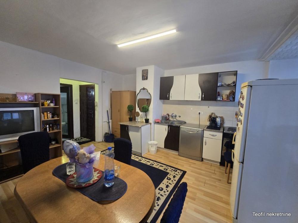 Slika 3 - Bulevar Peka Dapčevića, Trosoban stan na prodaju, 62m2, 167.900€