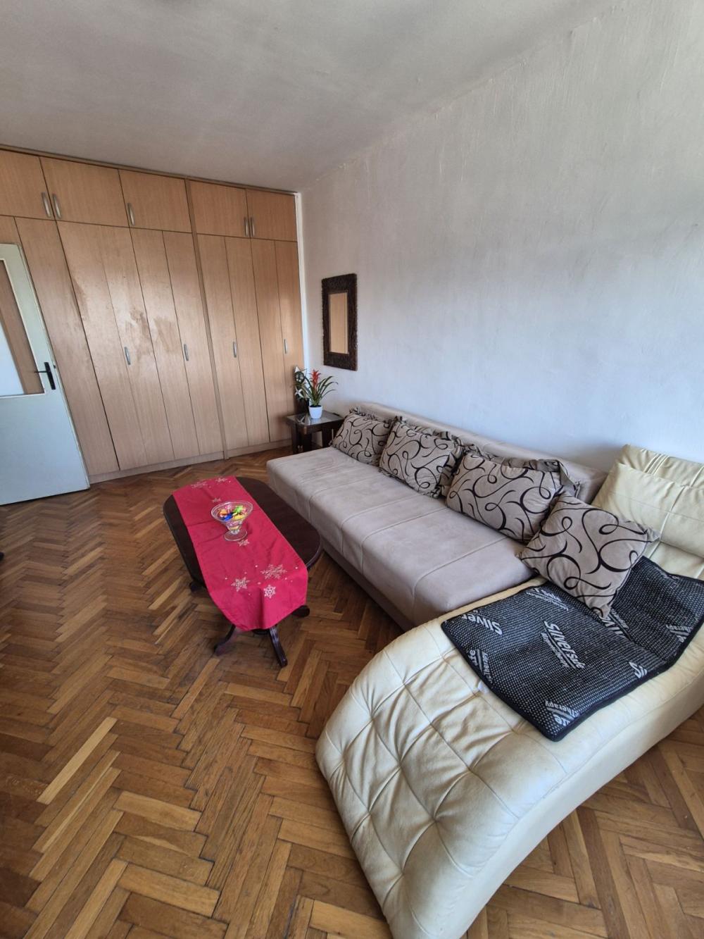 Slika 1 - Kneza Danila, Dvosoban stan za izdavanje, 52m2, 750€