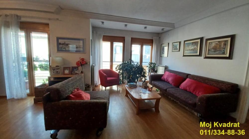 Glavna slika -Petosoban stan na prodaju, 123m2, 615.000€