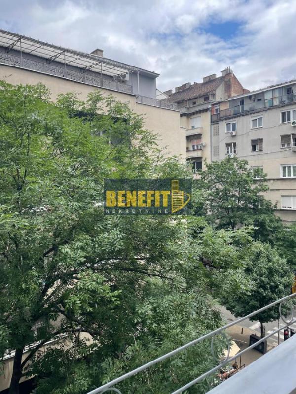 Slika 10 - Trosoban stan za izdavanje, 120m2, 1.400€