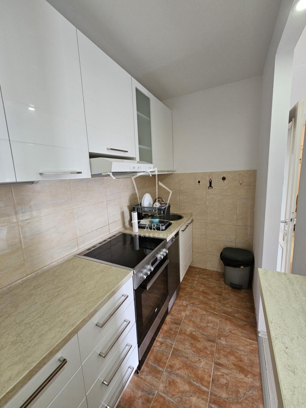 Slika 3 - Vojvode Stepe, Dvoiposoban stan za izdavanje, 51m2, 550€