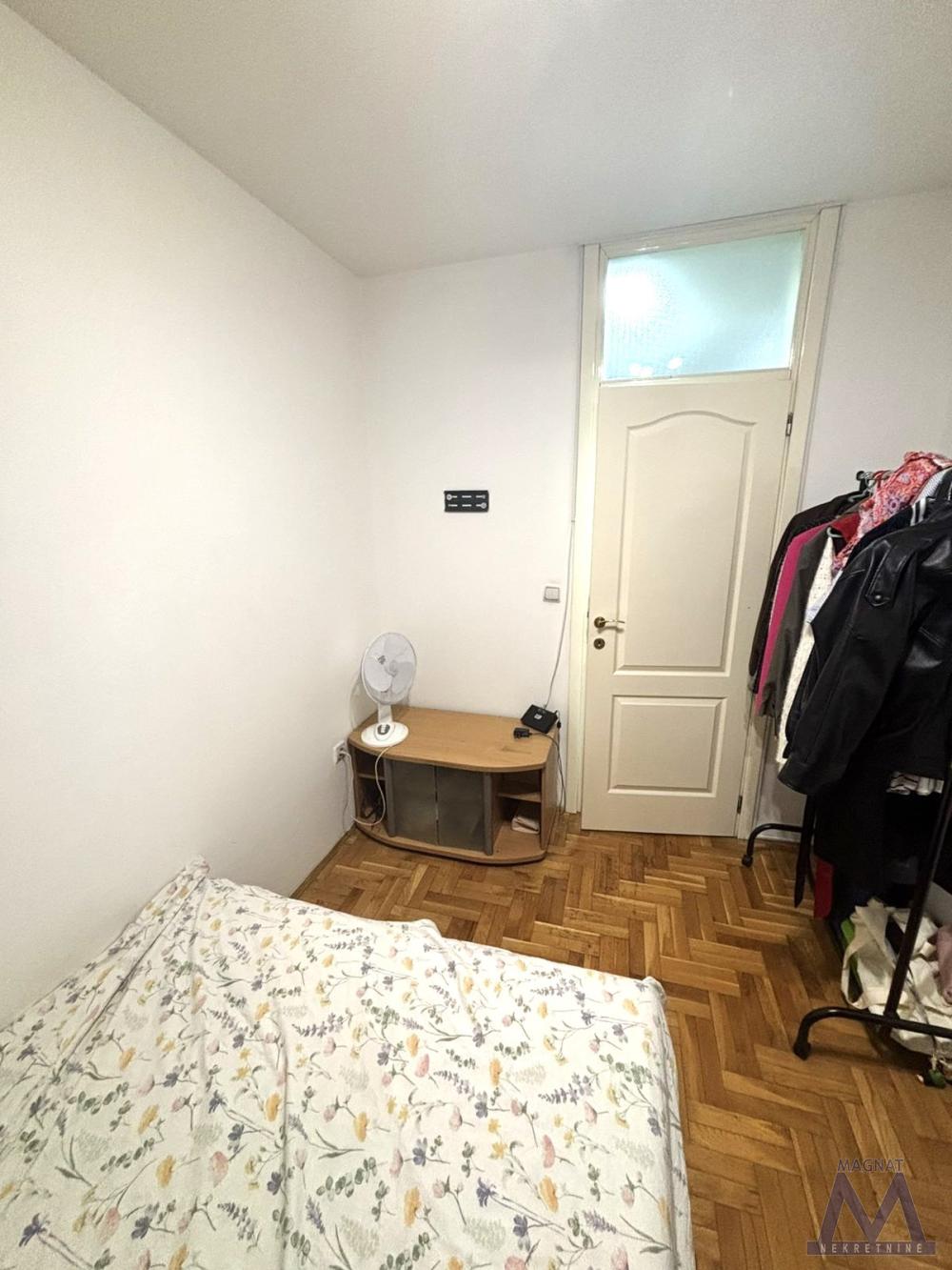 Slika 8 - Jednoiposoban stan za izdavanje, 350€