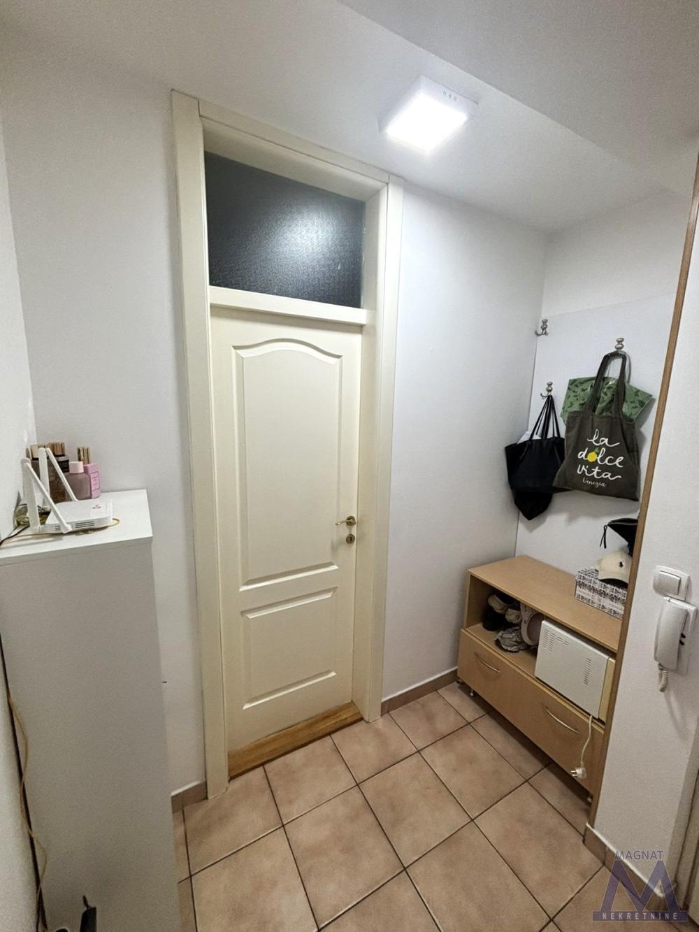 Slika 6 - Jednoiposoban stan za izdavanje, 350€