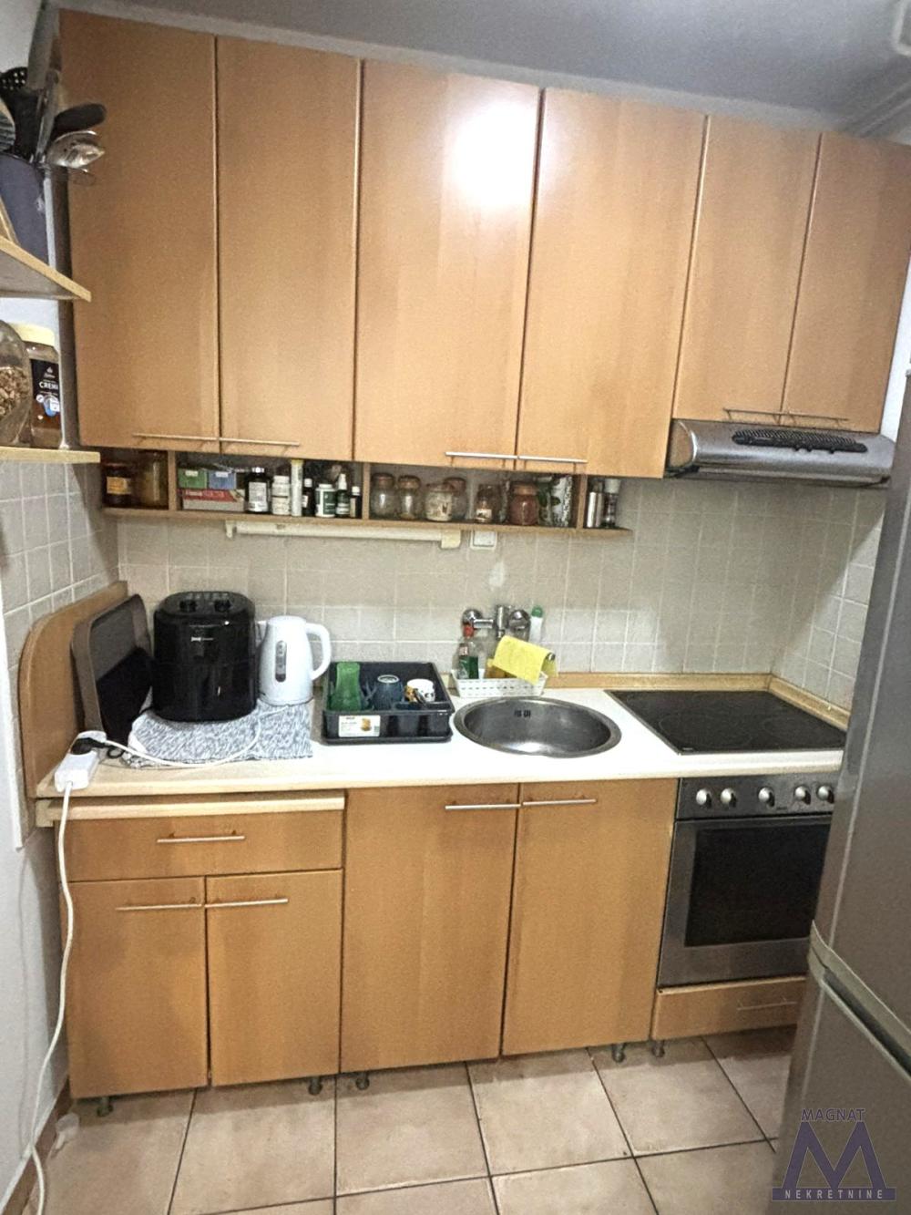 Slika 3 - Jednoiposoban stan za izdavanje, 350€