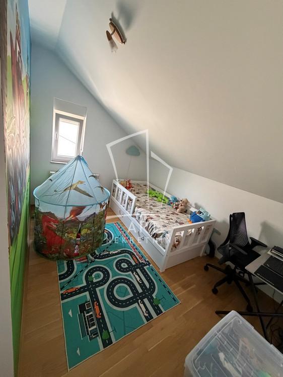 Slika 5 - Cvetanova Ćuprija, Četvorosoban stan na prodaju, 101m2, 258.000€