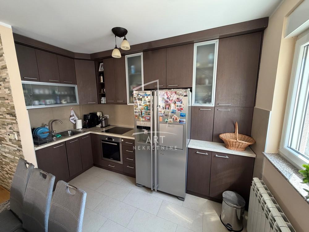 Slika 8 - Cvetanova Ćuprija, Četvorosoban stan na prodaju, 101m2, 258.000€