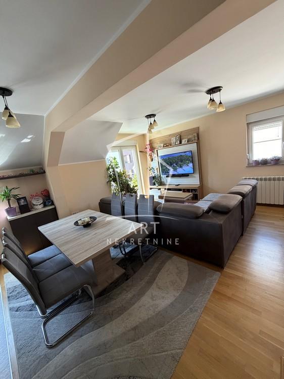 Glavna slika -Cvetanova Ćuprija, Četvorosoban stan na prodaju, 101m2, 258.000€