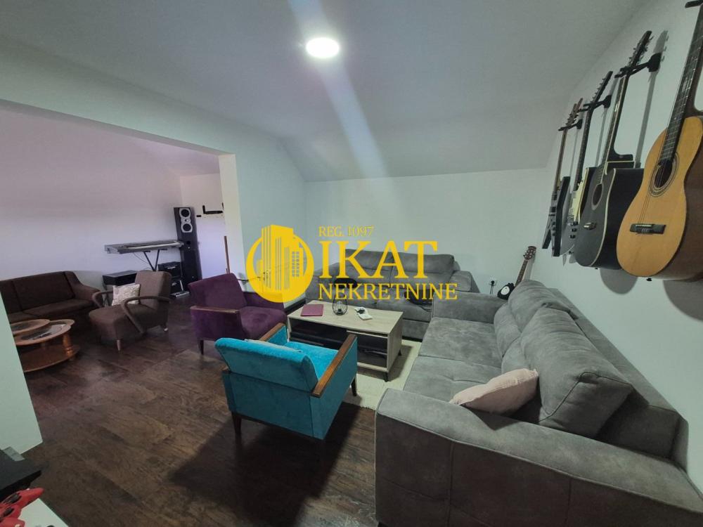 Slika 5 - Košutica,  Kuća na prodaju, 180m2, 160.000€