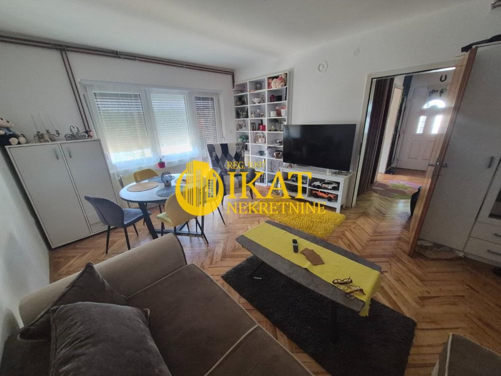 Slika 10 - Košutica,  Kuća na prodaju, 180m2, 160.000€