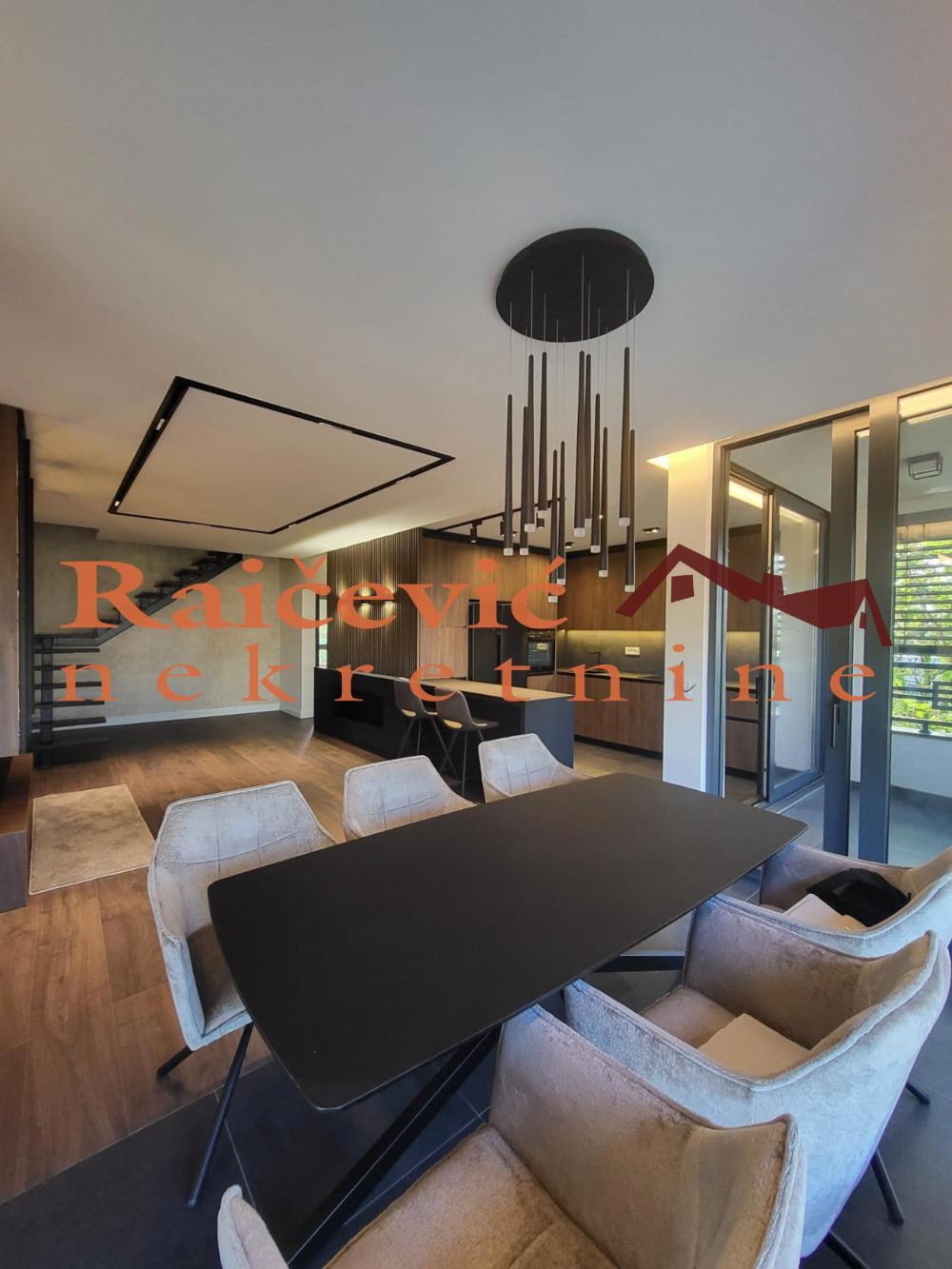 Slika 6 - Niska, Petosoban stan na prodaju, 198m2, 870.000€