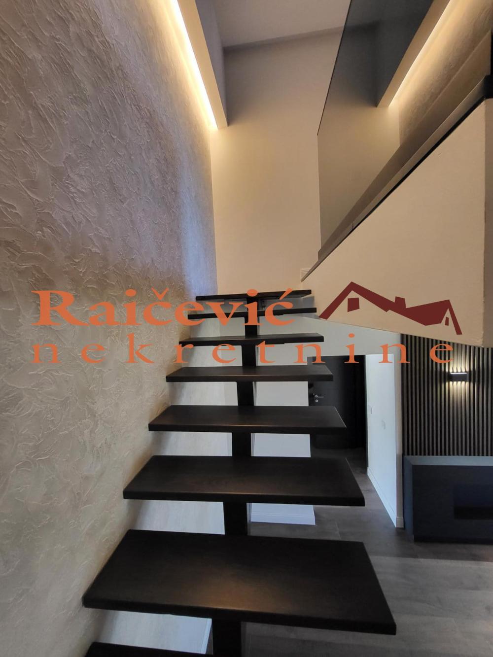 Slika 9 - Niska, Petosoban stan na prodaju, 198m2, 870.000€