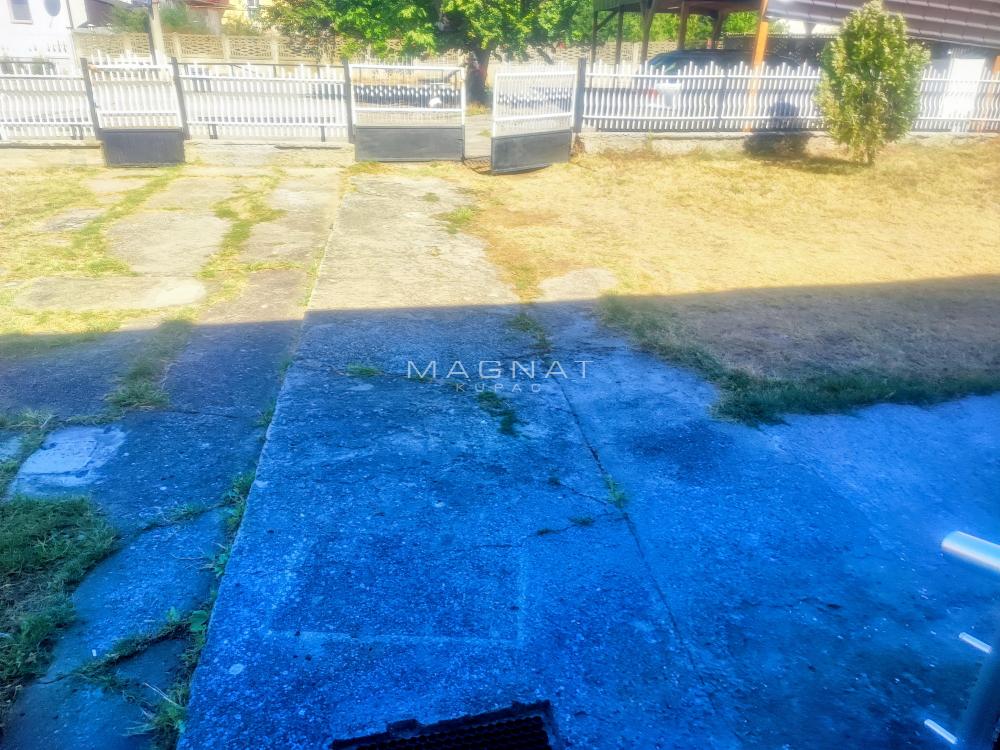Slika 4 -  Kuća na prodaju, 250m2, 120.000€
