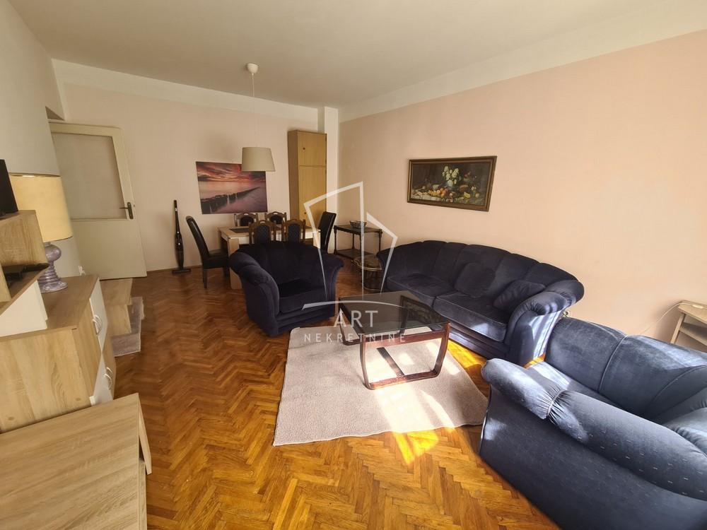 Slika 1 - Makenzijeva, Trosoban stan za izdavanje, 65m2, 1.000€