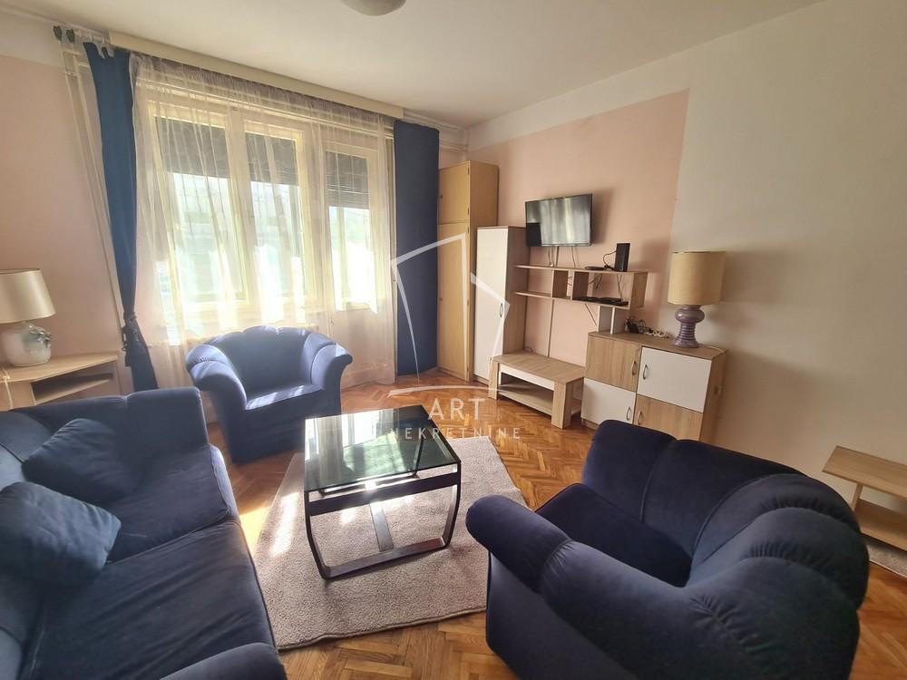 Slika 2 - Makenzijeva, Trosoban stan za izdavanje, 65m2, 1.000€