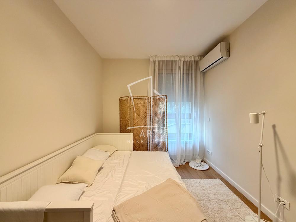 Slika 11 - Kneza Miloša, Trosoban stan za izdavanje, 87m2, 1.900€
