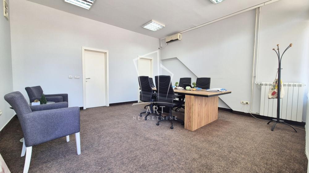 Slika 3 - Bulevar Kralja Aleksandra,  Lokal na prodaju, 33m2, 120.000€