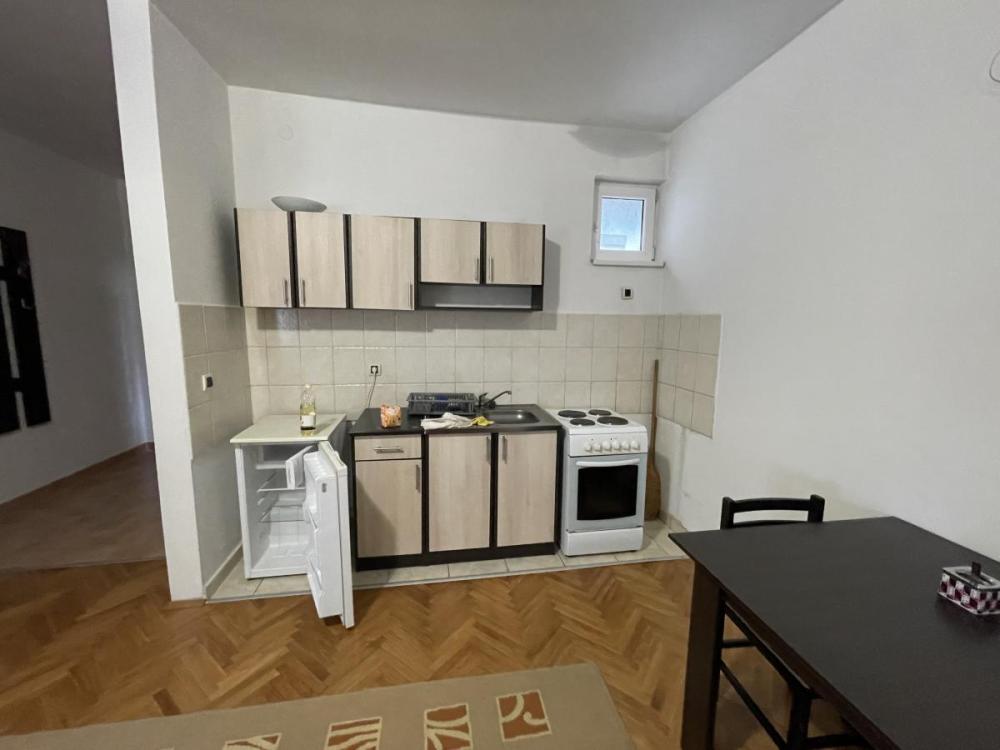 Slika 5 - Dvosoban stan za izdavanje, 41m2, 300€