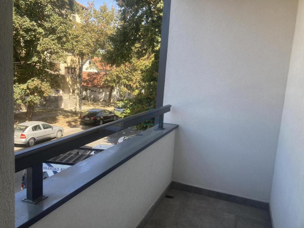 Slika 3 - Branka Pešića, Troiposoban stan za izdavanje, 77m2, 800€