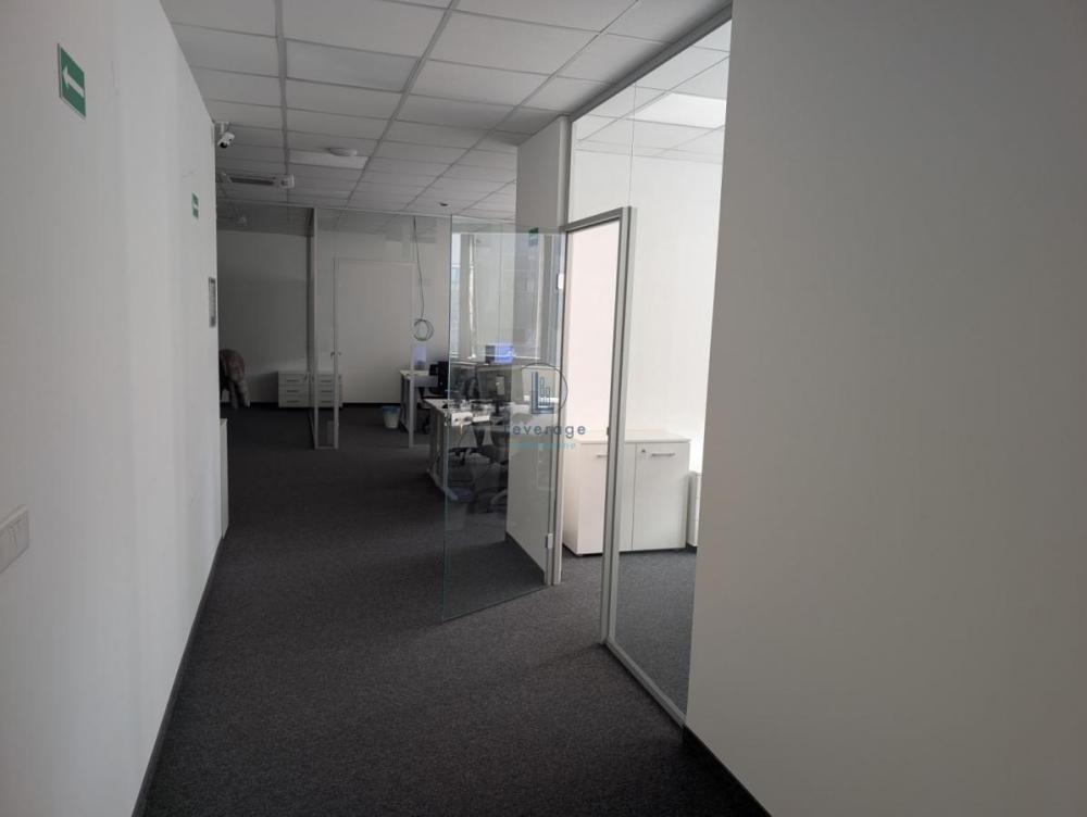 Slika 3 - Bulevar Mihajla Pupina,  Lokal za izdavanje, 169m2, 3.570€