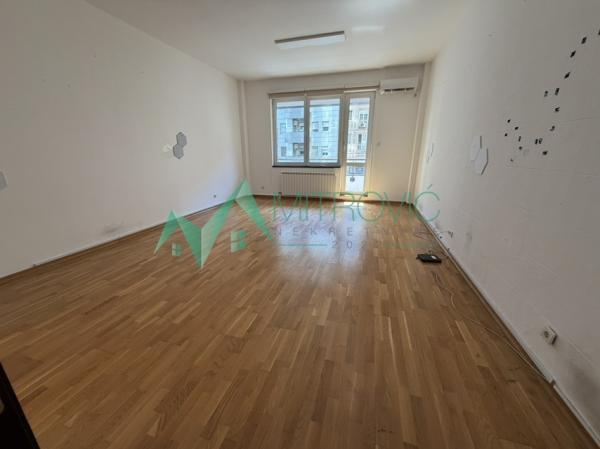 Glavna slika - Lokal za izdavanje, 113m2, 1.250€