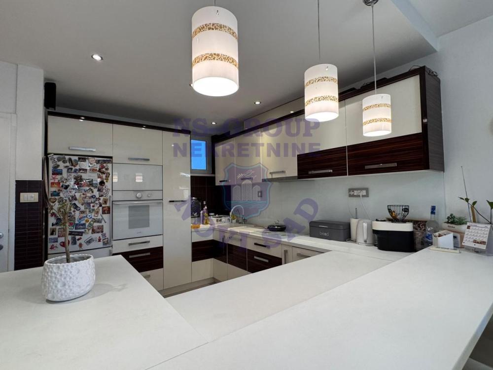 Slika 2 - Četvorosoban stan na prodaju, 128m2, 445.000€