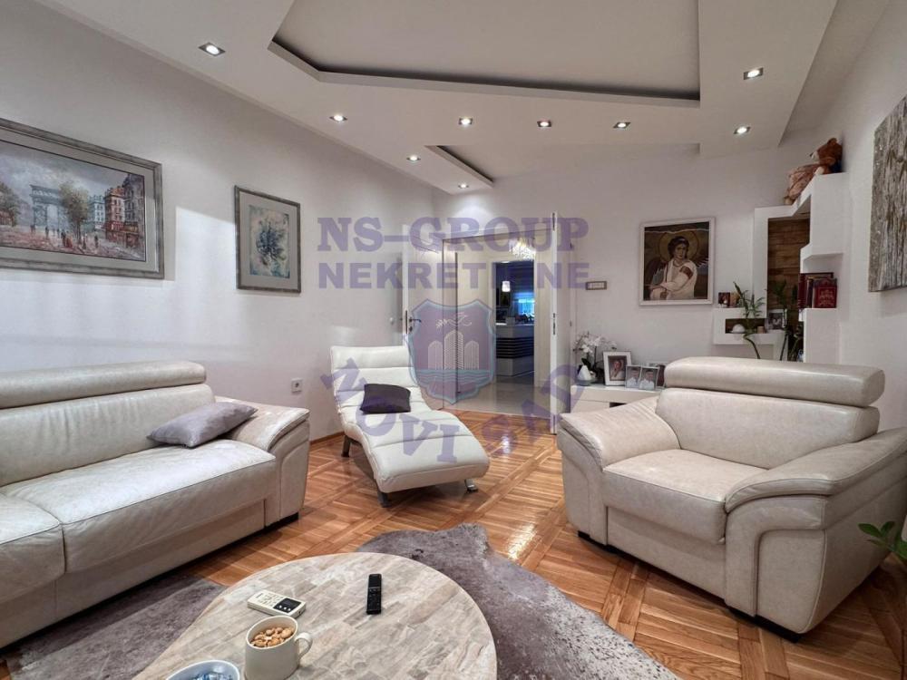 Glavna slika -Četvorosoban stan na prodaju, 128m2, 445.000€