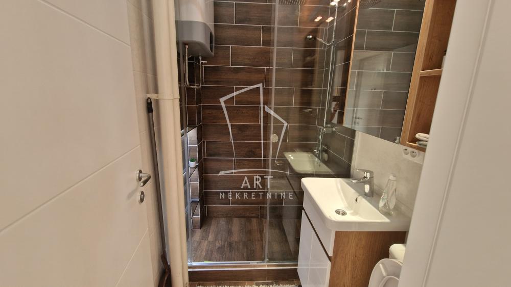 Slika 6 - Karađorđev Trg, Jednosoban stan za izdavanje, 34m2, 650€