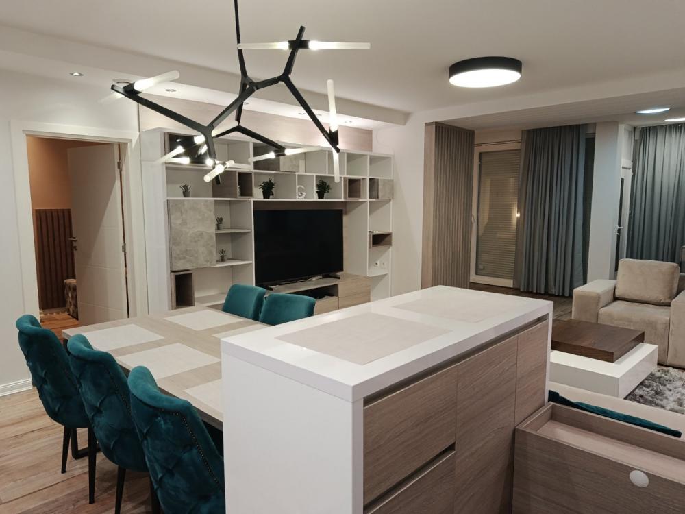 Slika 2 - Aleksandra Dubčeka, Trosoban stan za izdavanje, 80m2, 1.000€