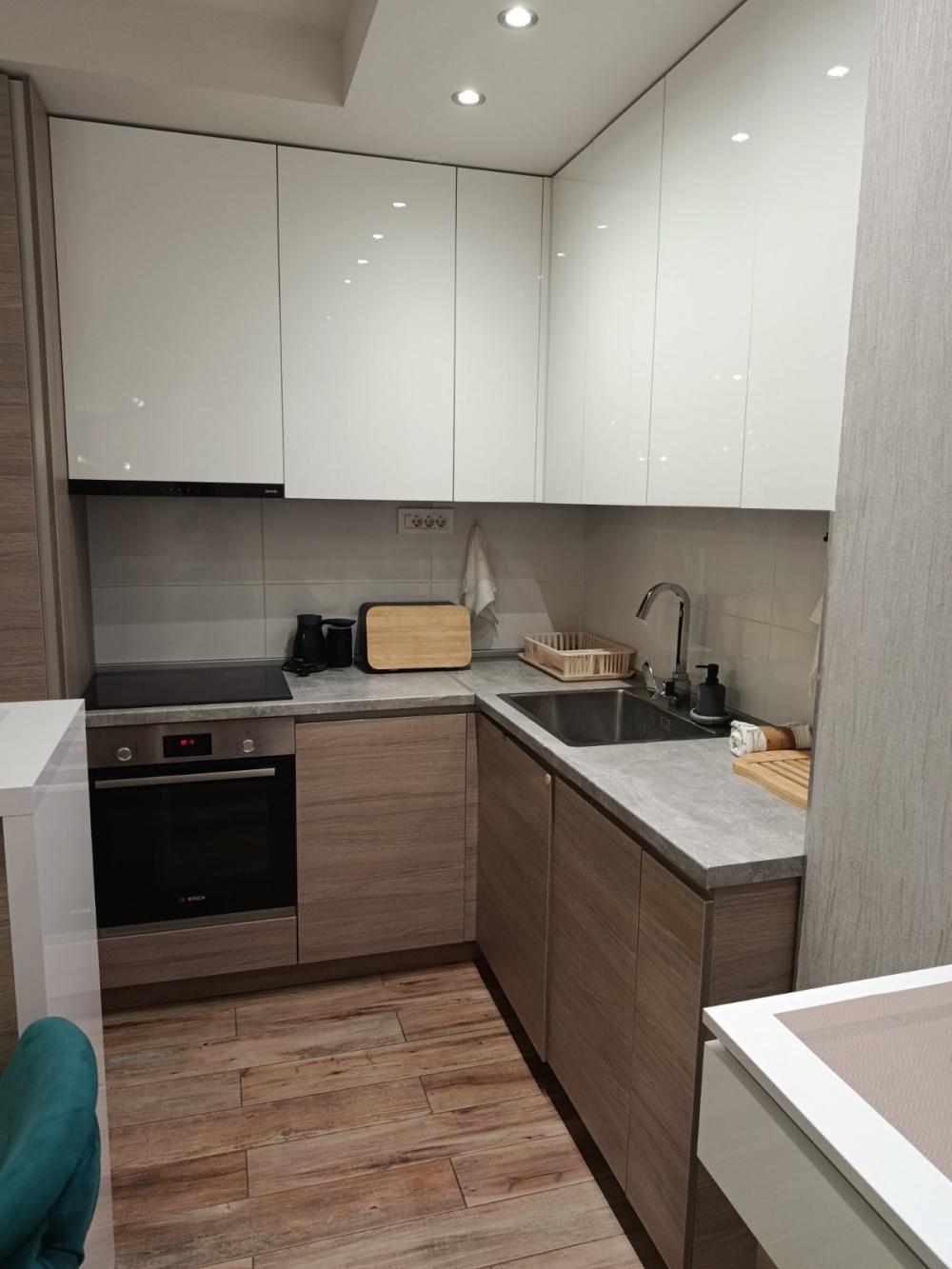 Slika 4 - Aleksandra Dubčeka, Trosoban stan za izdavanje, 80m2, 1.000€