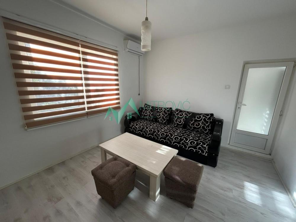 Slika 1 - Jednosoban stan za izdavanje, 40m2, 230€