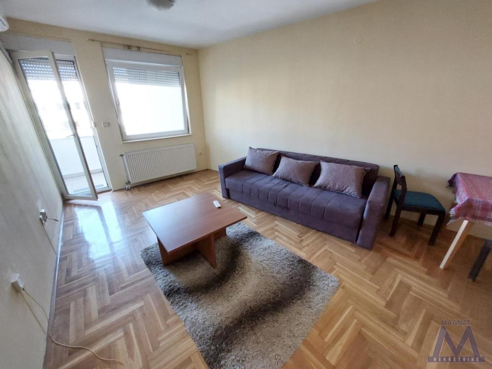 Slika 1 - Jednoiposoban stan za izdavanje, 400€