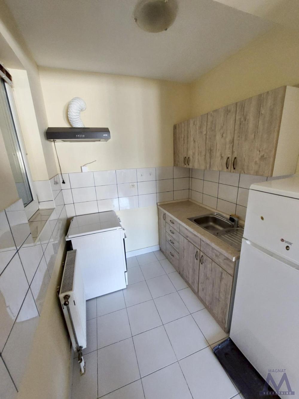 Slika 2 - Jednoiposoban stan za izdavanje, 400€
