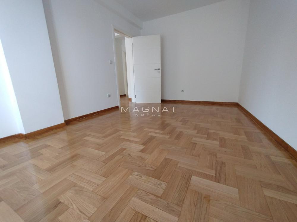 Slika 2 - Trosoban stan na prodaju, 65m2, 305.500€