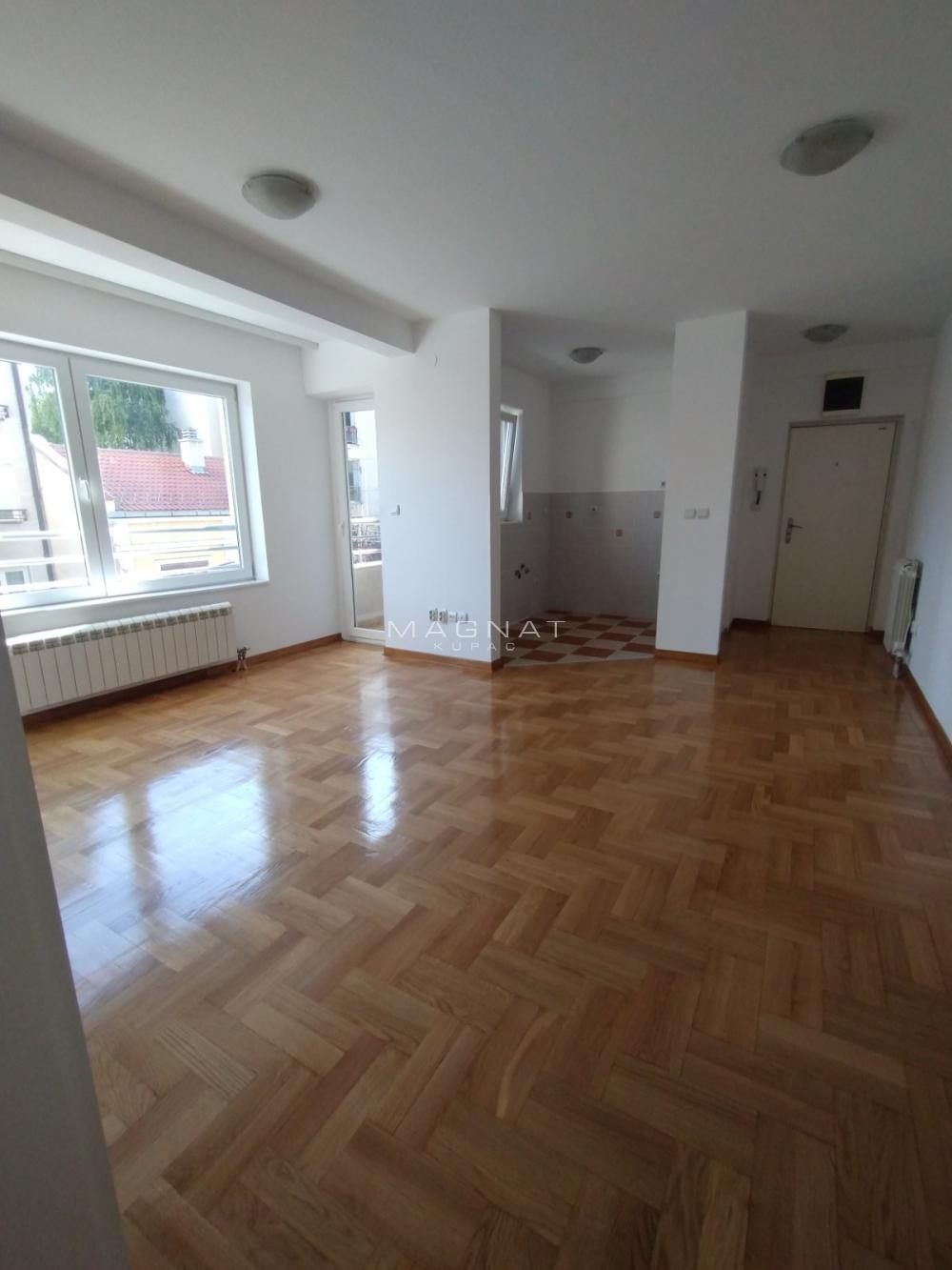 Slika 3 - Trosoban stan na prodaju, 65m2, 305.500€