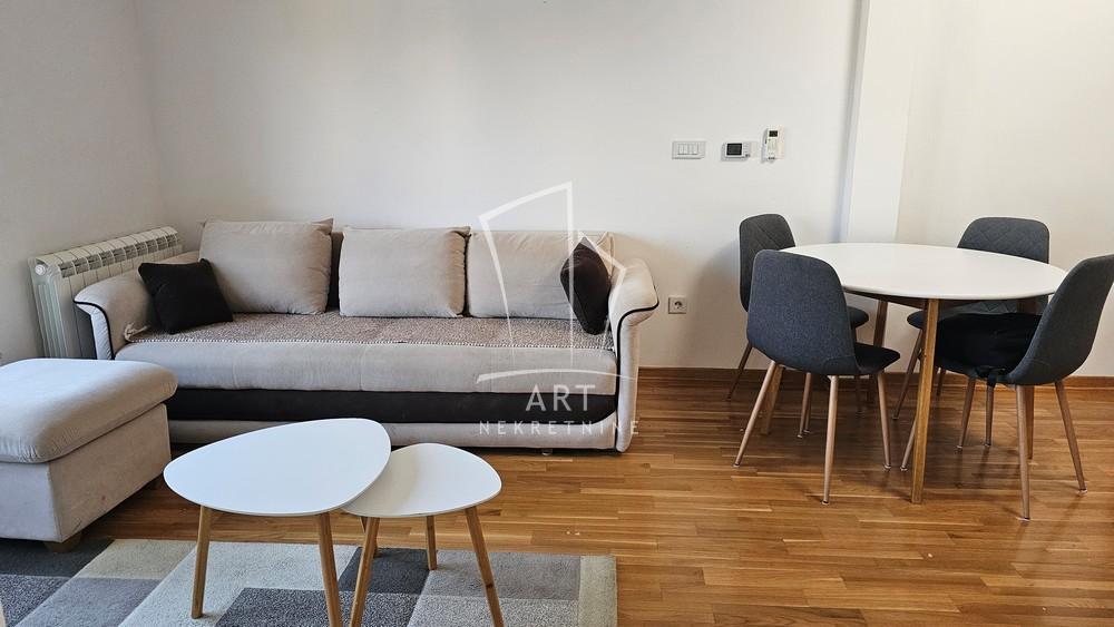 Glavna slika -Voje Veljkovića, Jednoiposoban stan na prodaju, 34m2, 153.000€