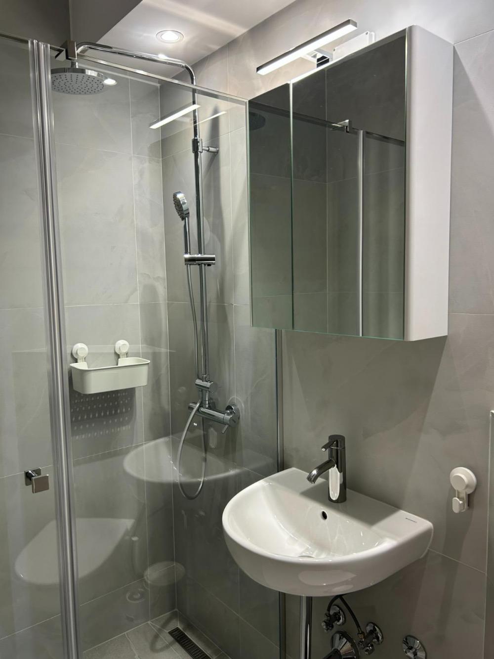 Slika 8 - Strumička, Dvosoban stan za izdavanje, 45m2, 700€
