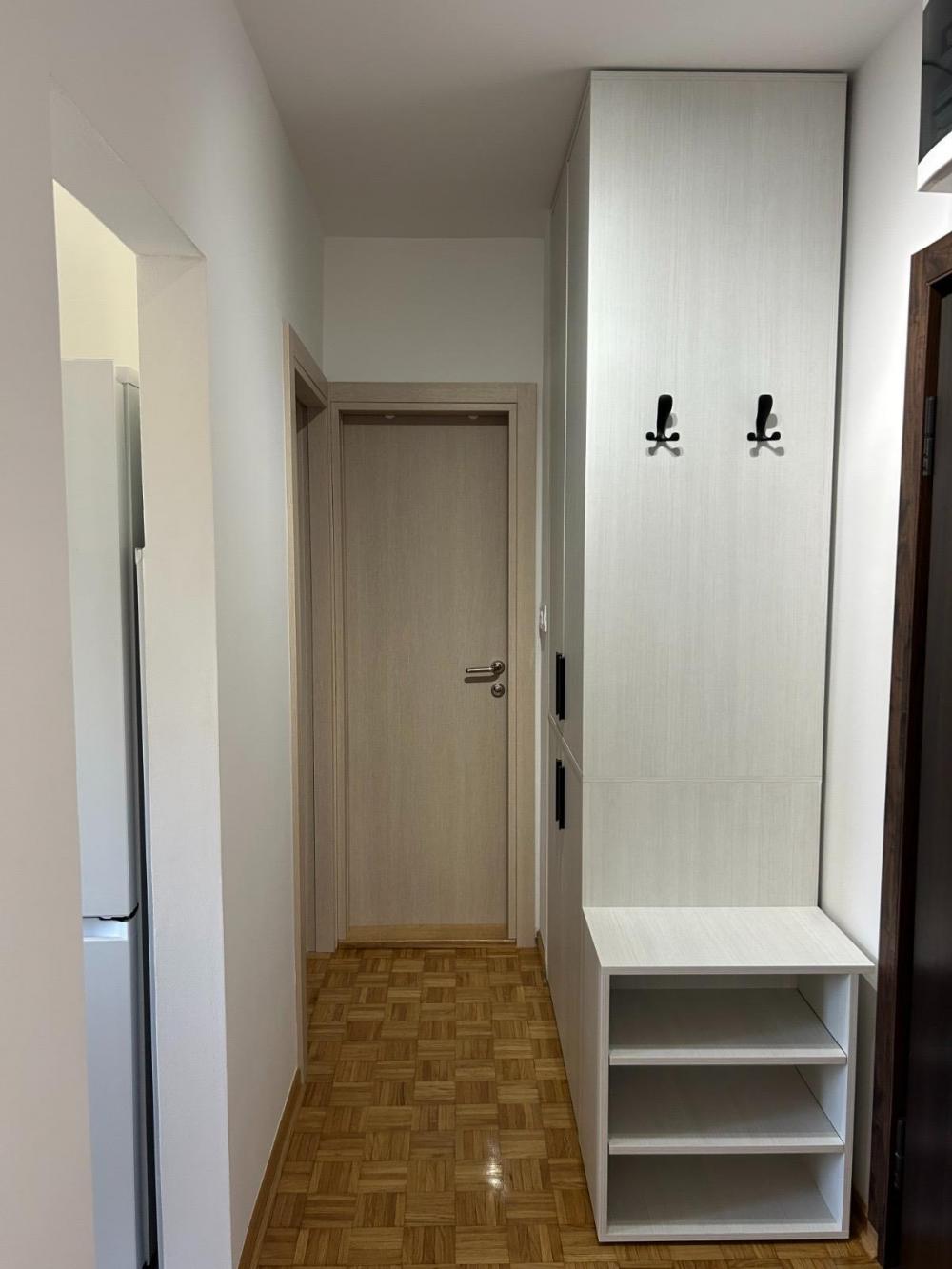 Slika 9 - Strumička, Dvosoban stan za izdavanje, 45m2, 700€