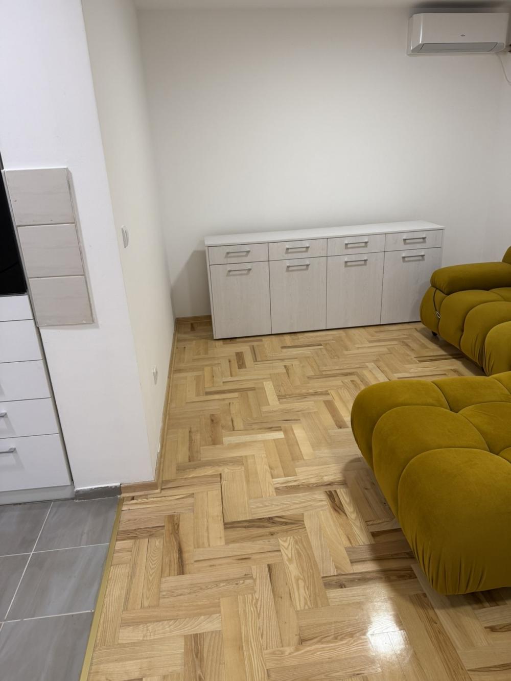 Slika 1 - Mis Irbijeve, Dvosoban stan za izdavanje, 55m2, 800€