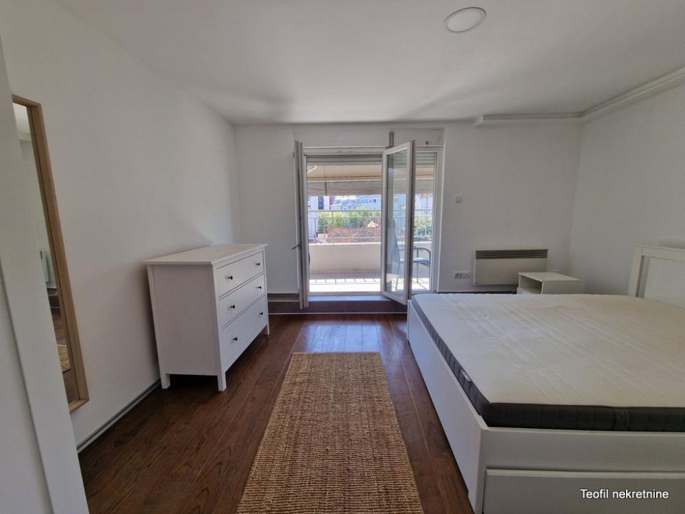 Slika 8 - Miće Popovića, Dvoiposoban stan za izdavanje, 47m2, 1.200€